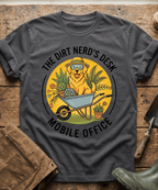 Golden Retriever Wheelbarrow Dirt Nerd T-Shirt